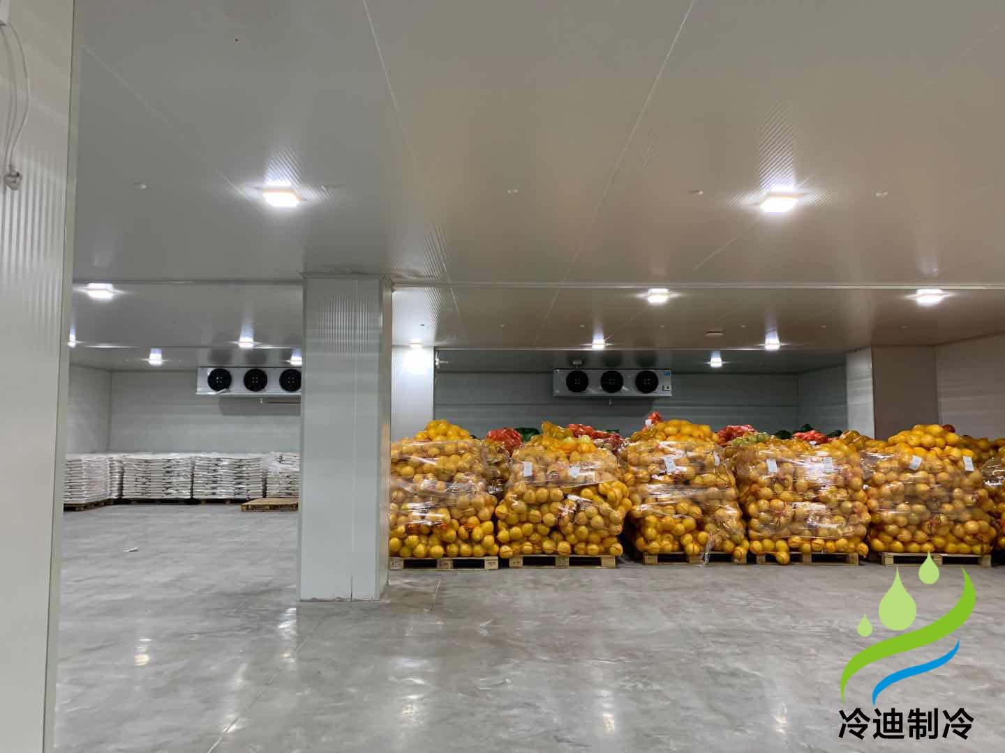 水果冷庫(kù)建設(shè)成本多少錢(qián)一平方米？