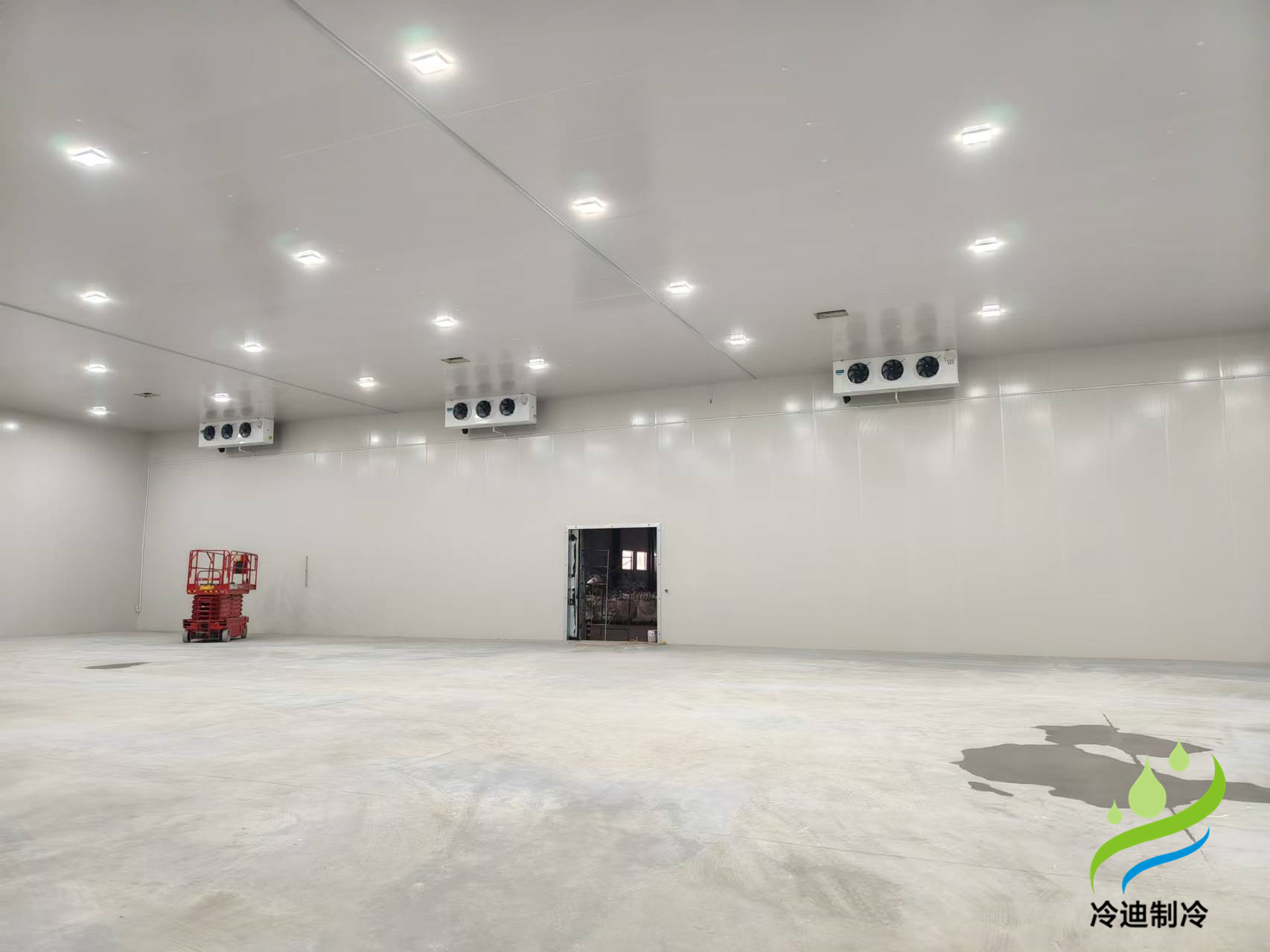 保稅區安裝500平米陰涼倉庫和冷庫造價多少錢？